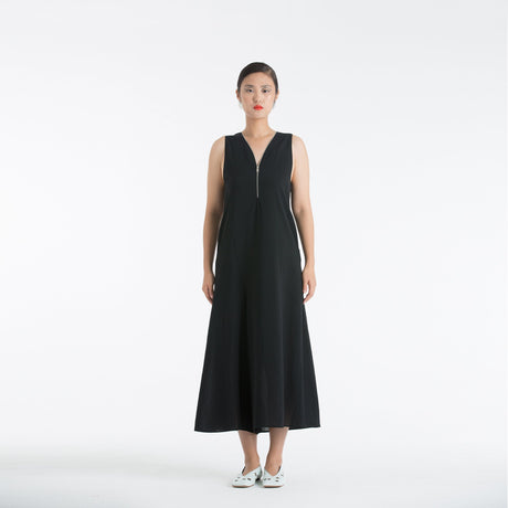 BLACK ZIP FRONT JUMPSUIT